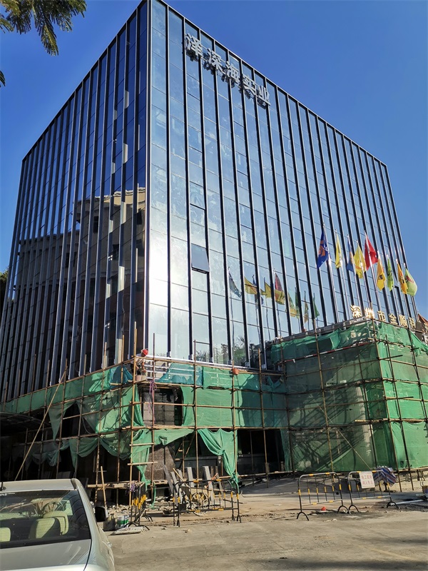 玻璃幕墻施工企業